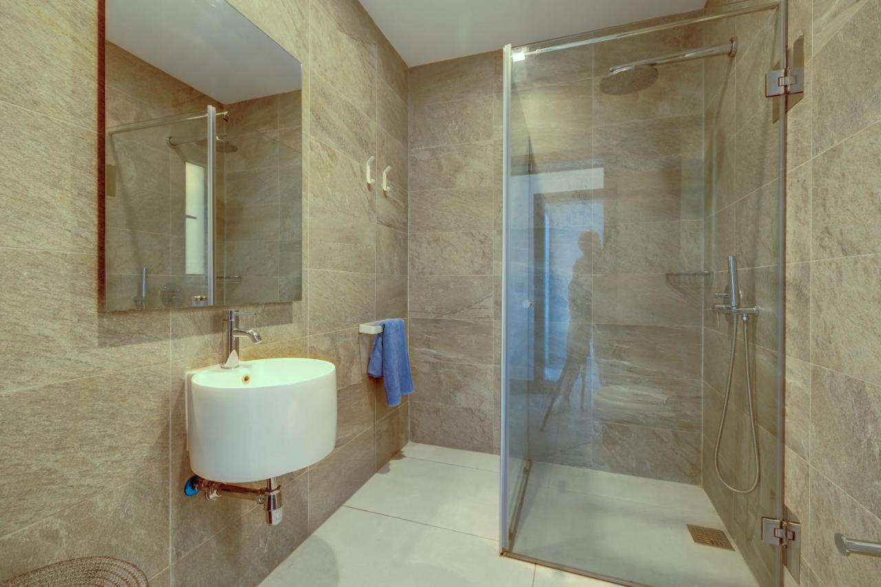 Seaview Location In * Sliema